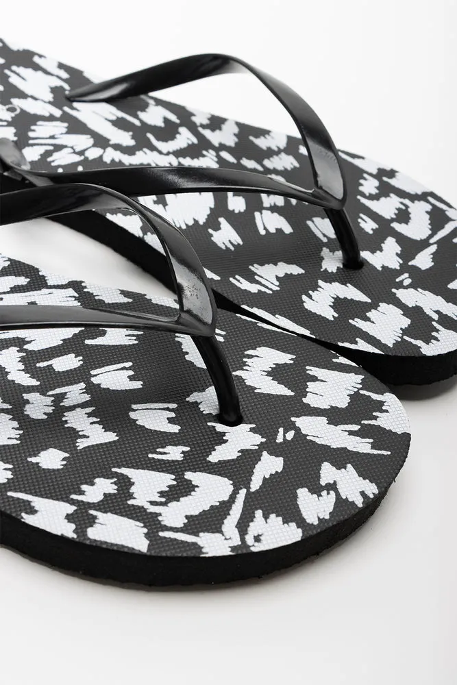 Abstract Flip Flop Black