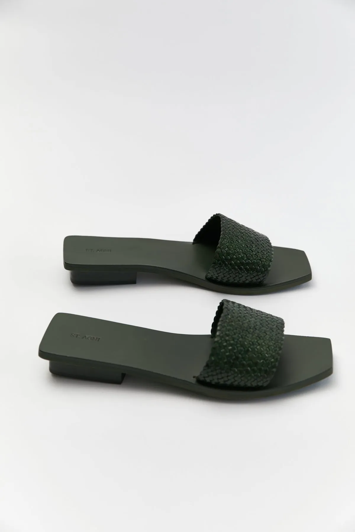 Edi Woven One Strap Slide