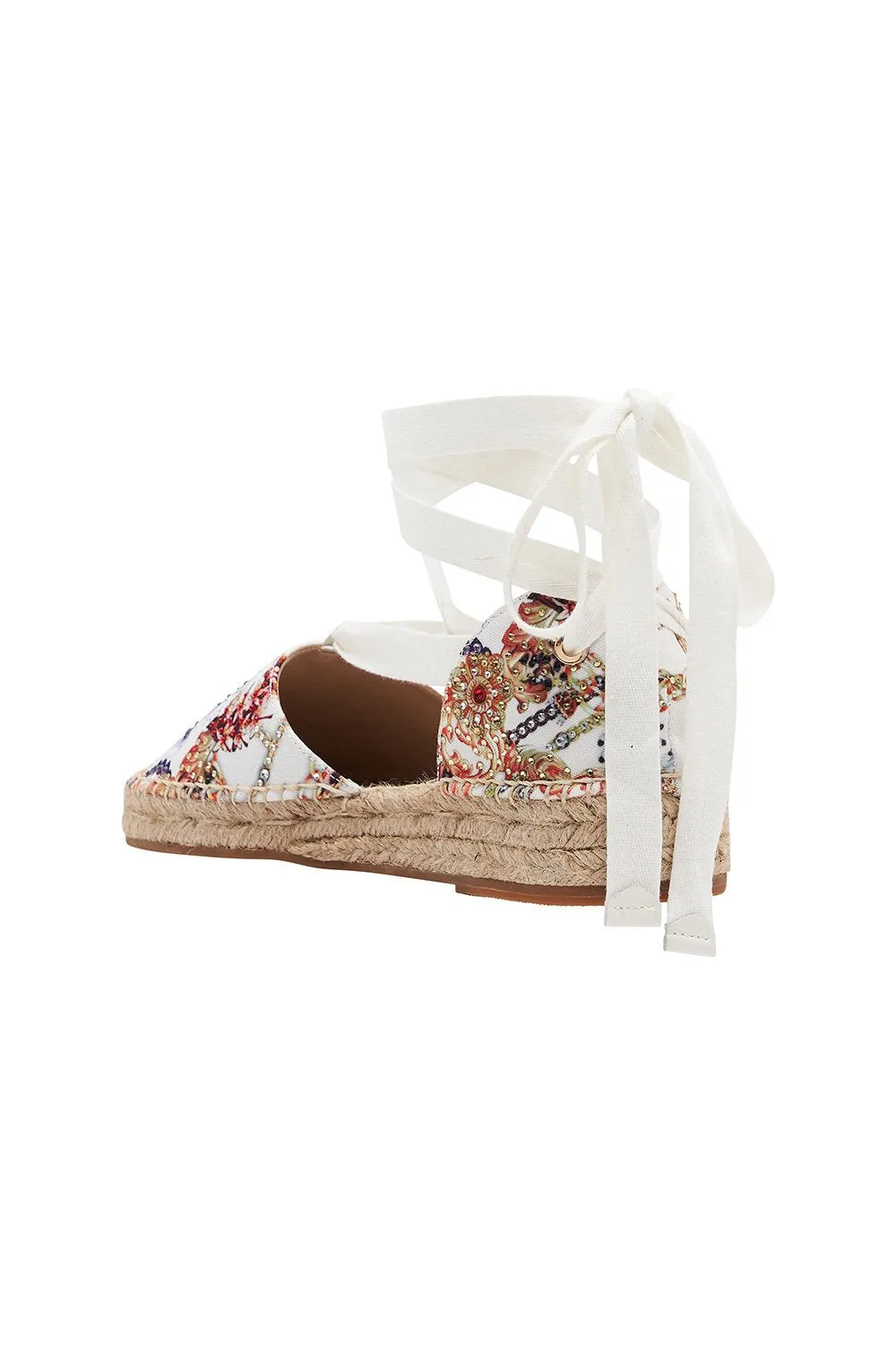 ESPADRILLE WITH TIE REIGN SUPREME