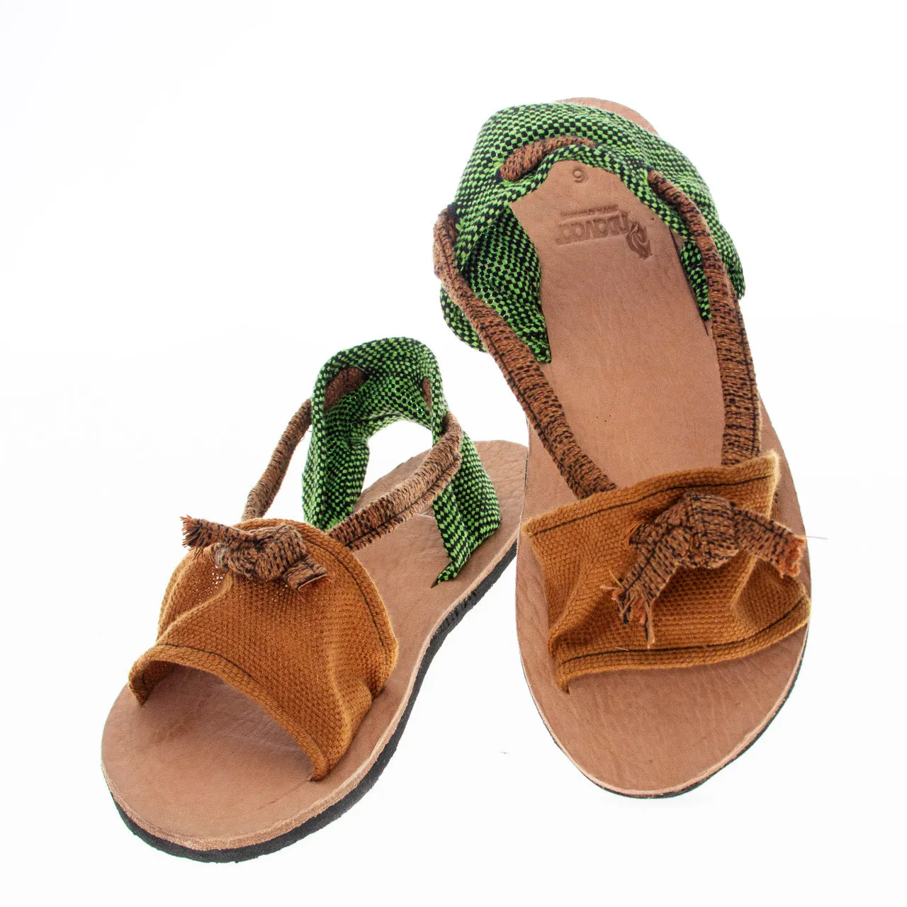 Layu Pedal Loom Flat Sandals