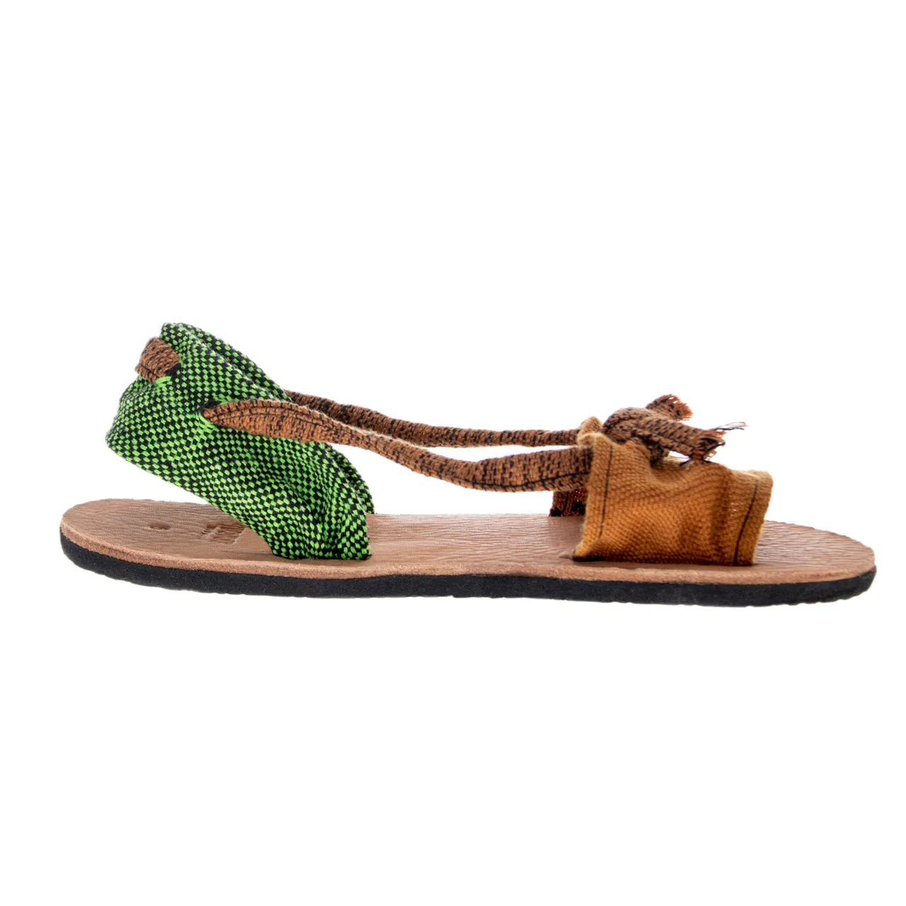 Layu Pedal Loom Flat Sandals